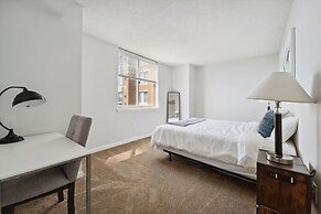 2BR Luxury City Suite With Gym & Pool