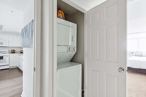 2BR Luxury City Suite With Gym & Pool