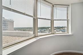 2BR Luxury City Suite With Gym & Pool