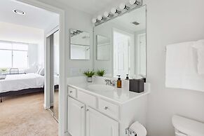 2BR Luxury City Suite With Gym & Pool