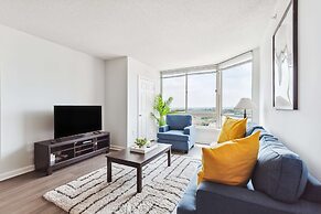 2BR Luxury City Suite With Gym & Pool