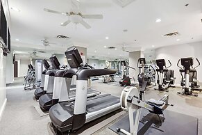 2BR Luxury City Suite With Gym & Pool