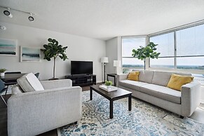 2BR Luxury City Suite With Gym & Pool