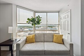 2BR Luxury City Suite With Gym & Pool