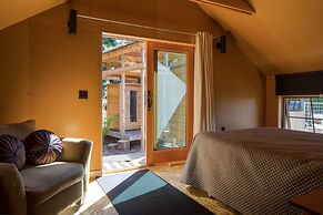 Crows Nest by Avantstay Accessible Home w/ Views