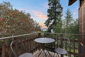 Crows Nest by Avantstay Accessible Home w/ Views