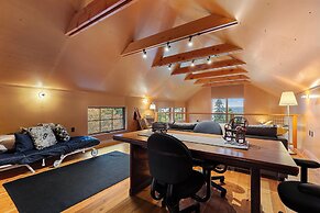 Crows Nest by Avantstay Accessible Home w/ Views