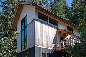 Crows Nest by Avantstay Accessible Home w/ Views