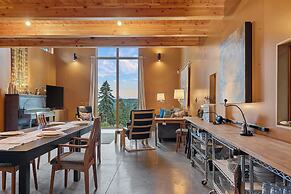 Crows Nest by Avantstay Accessible Home w/ Views