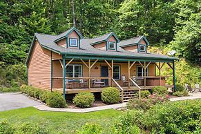 Among the Clouds by Avantstay Views + Hot Tub