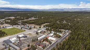 The Yellowstone Hideaway Unit C