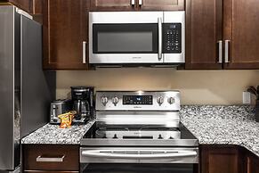 The Yellowstone Hideaway Unit C