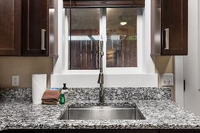 The Yellowstone Hideaway Unit C