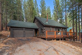 Tahoe Donner Cabin in the Woods