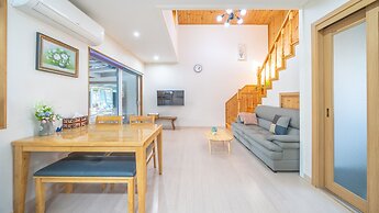 Gyepngju Camino Pool Villa