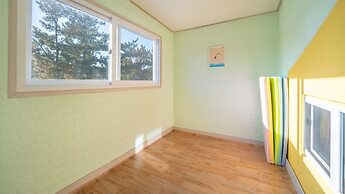 Gyepngju Camino Pool Villa