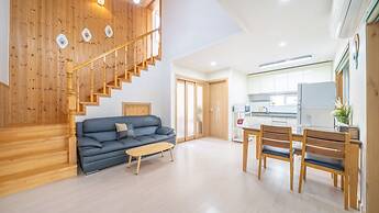 Gyepngju Camino Pool Villa