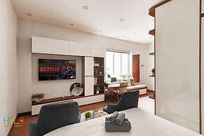 HoLo Central Hanoi - Serviced HomeStay