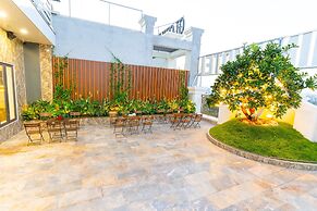 CM Hotel & Apartment