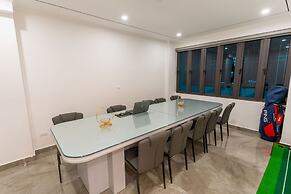 CM Hotel & Apartment