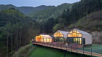 Gapyeong Manwol Aegyeon Pool Glamping