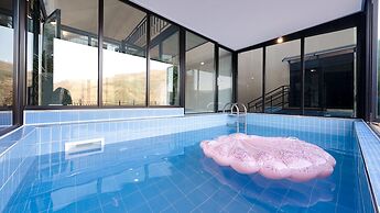 Gapyeong Manwol Aegyeon Pool Glamping