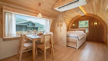 Gapyeong Dalmeong Pool Villa Glamping