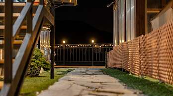 Gapyeong Dalmeong Pool Villa Glamping