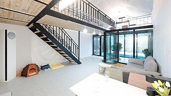 Gapyeong Manwol Aegyeon Pool Glamping