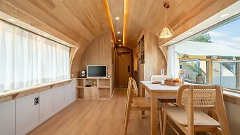 Gapyeong Dalmeong Pool Villa Glamping