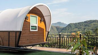Gapyeong Dalmeong Pool Villa Glamping