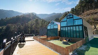 Gapyeong Manwol Aegyeon Pool Glamping