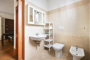 Berni in Florence With 1 Bedrooms and 1 Bathrooms