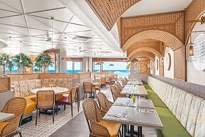 Henann Premier Coast Resort