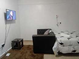 Lux Suites L&N Apartments Utawala