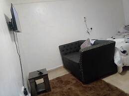 Lux Suites L&N Apartments Utawala