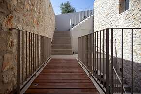 Theros Estate 2- 2 BED