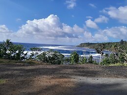 Glowing Mountain view tree house