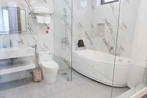 Chemi Noi Bai Airport Hotel