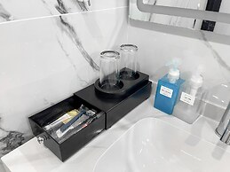 Chemi Noi Bai Airport Hotel