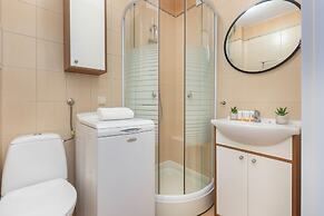 Central Warsaw Apartment by Renters