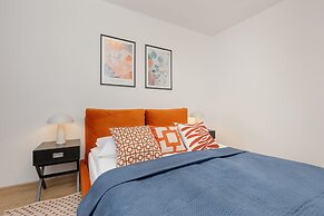 Central Warsaw Apartment by Renters