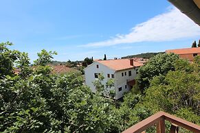 Apartments and Rooms Dino
