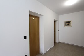 Apartments and Rooms Dino