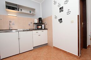 Apartments and Rooms Dino