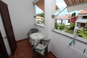 Apartments and Rooms Dino