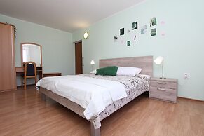Apartments and Rooms Dino
