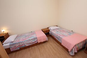 Apartments and Rooms Dino