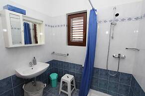 Apartments and Rooms Dino