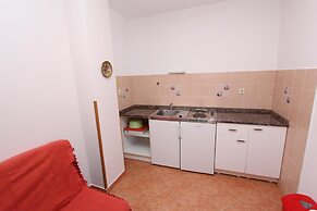 Apartments and Rooms Dino